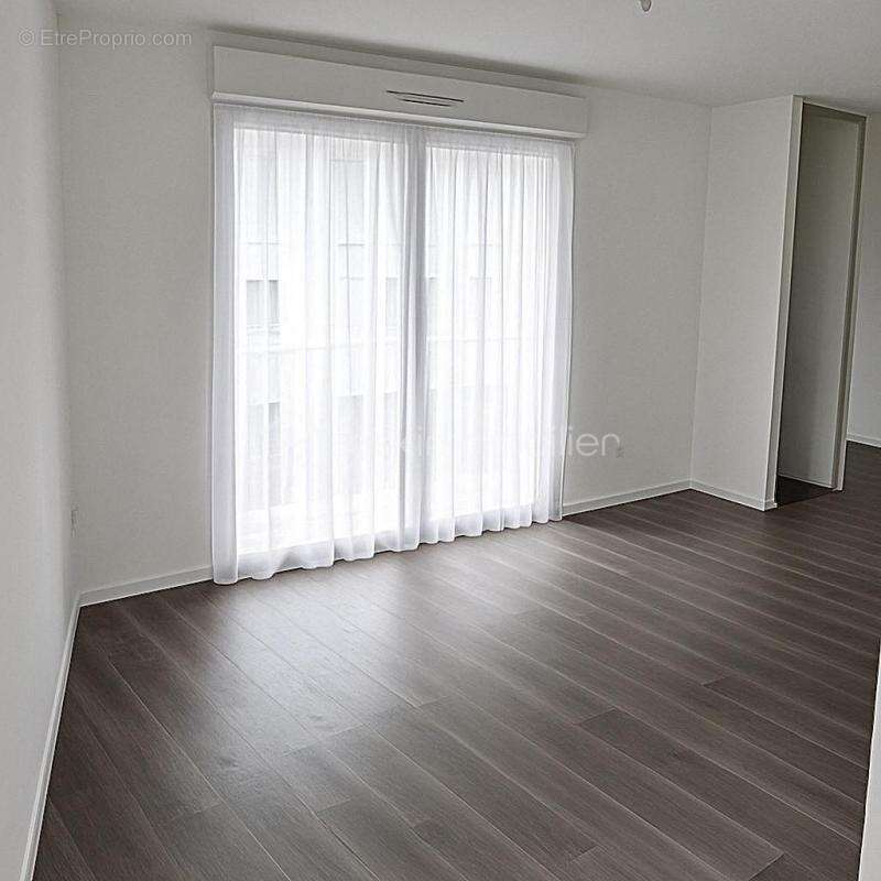 Appartement à ROISSY-EN-BRIE