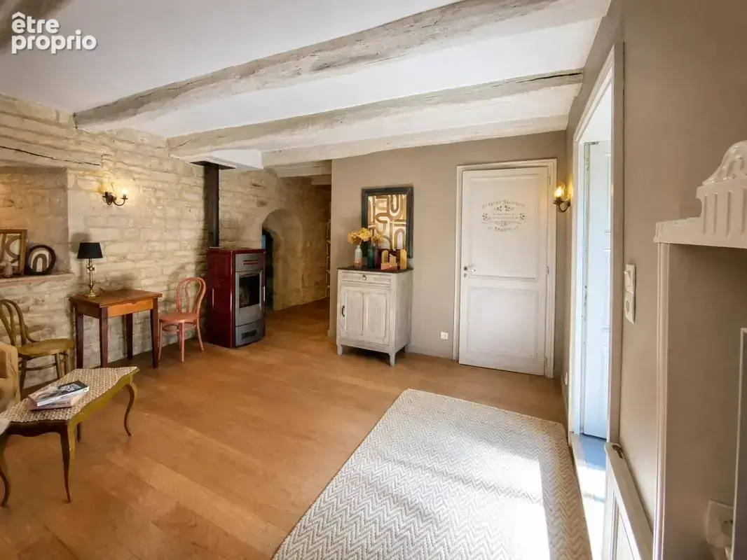 Maison 4 chambres de 212 m² à Saint-Fraigne - photo 13