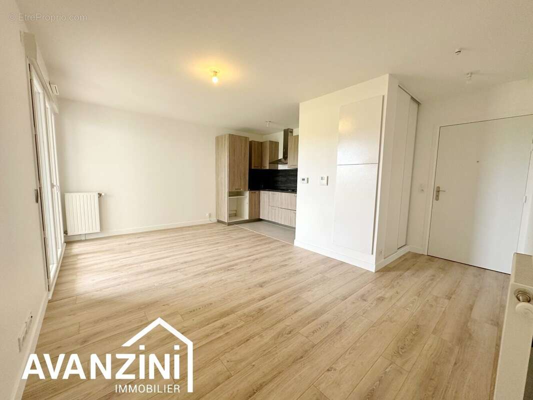 Appartement à VILLENEUVE-LE-COMTE