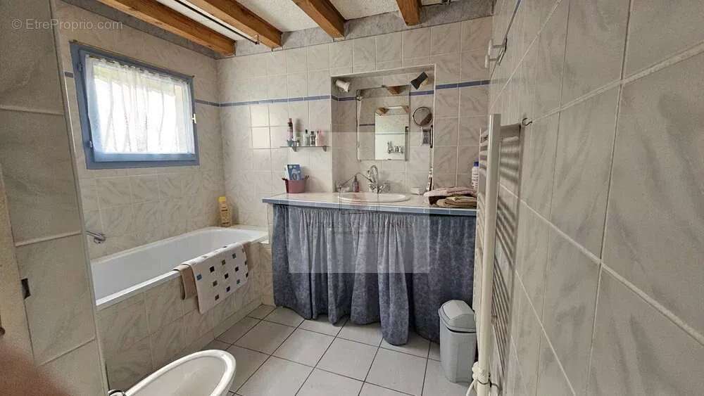 Maison à SAINT-ANDRE-DE-LANCIZE