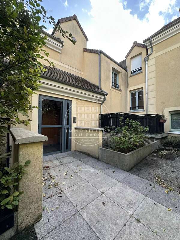 Appartement à ROCQUENCOURT