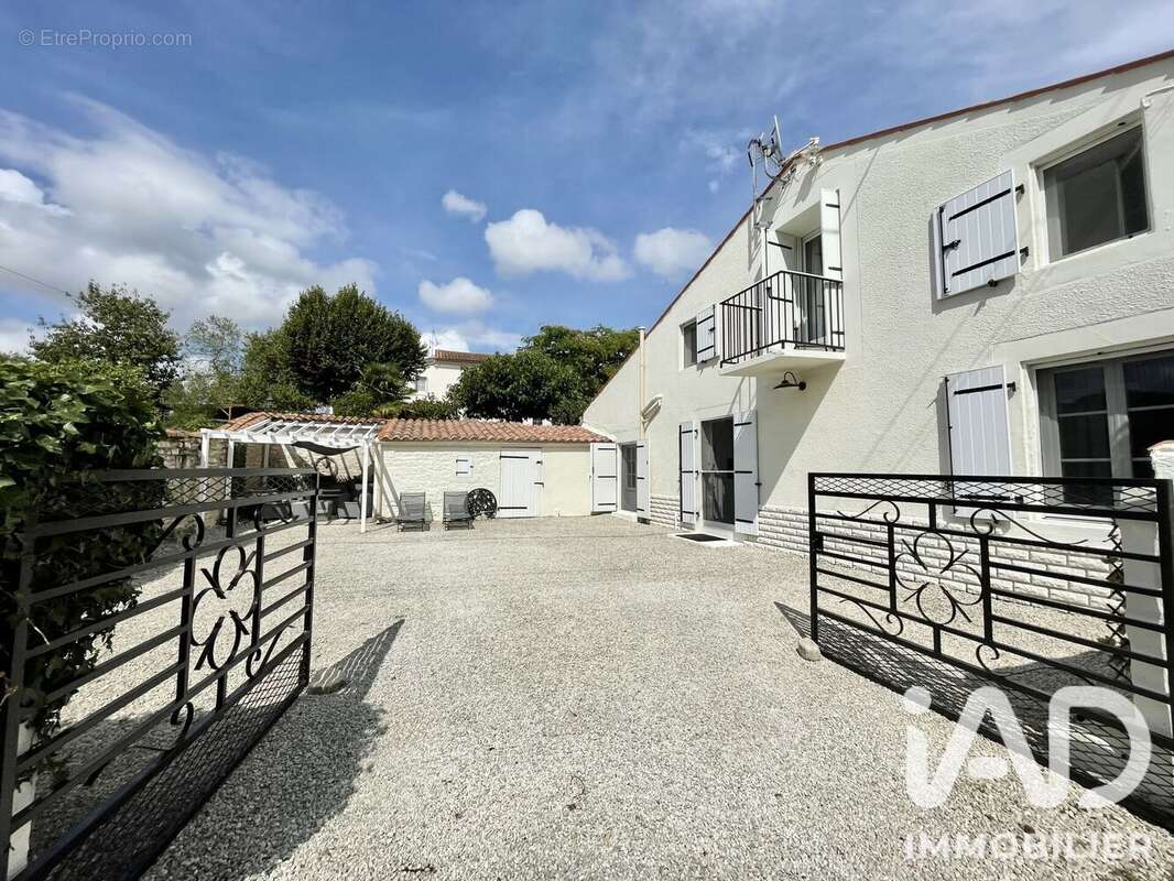 Maison 86 m² à Aulnay  - photo 2