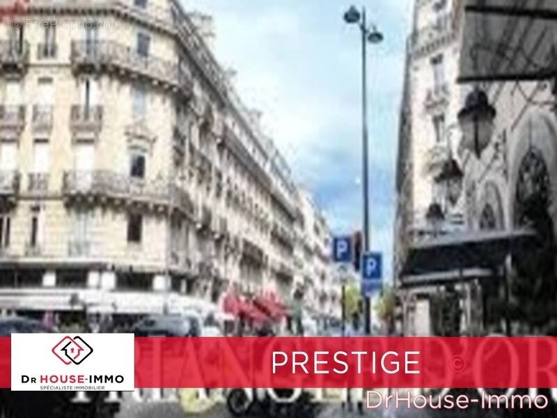 Commerce à PARIS-8E