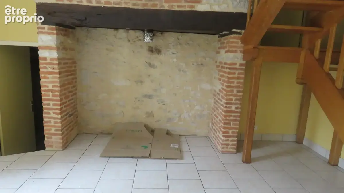 Maison avec une cour privative - Village Siant Raphael (proche Excideuil) - photo 4