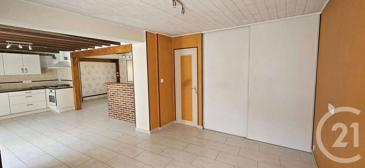 Maison à ALLUYES