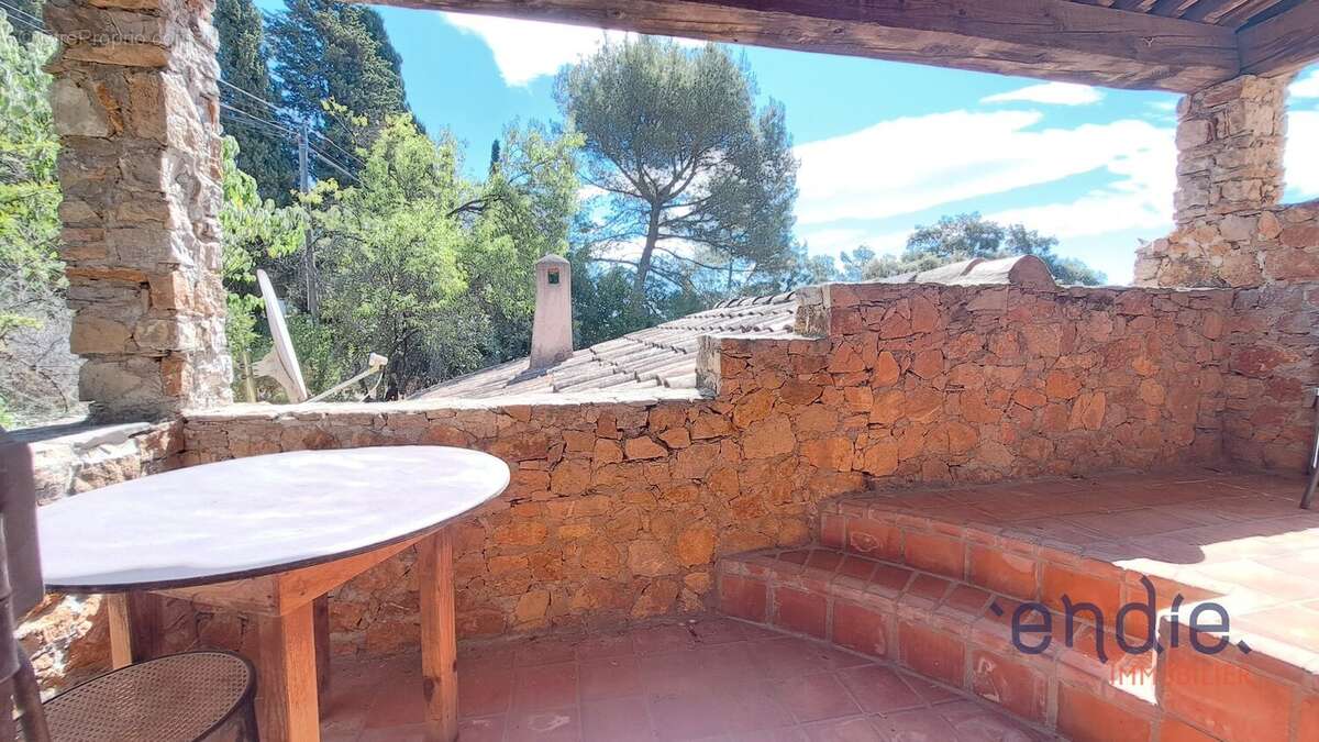 LE THORONET Maison en pierres 180 m² dans hameau paisible - photo 18