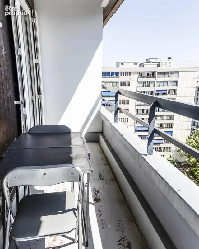 T4 dernier étage + cave, vue sur Lyon - photo 3