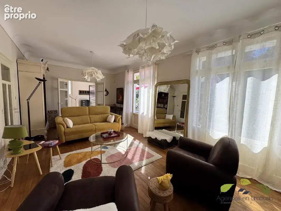 Maison 4 pièces 111 m² à vendre à Treignac (19260) - photo 8
