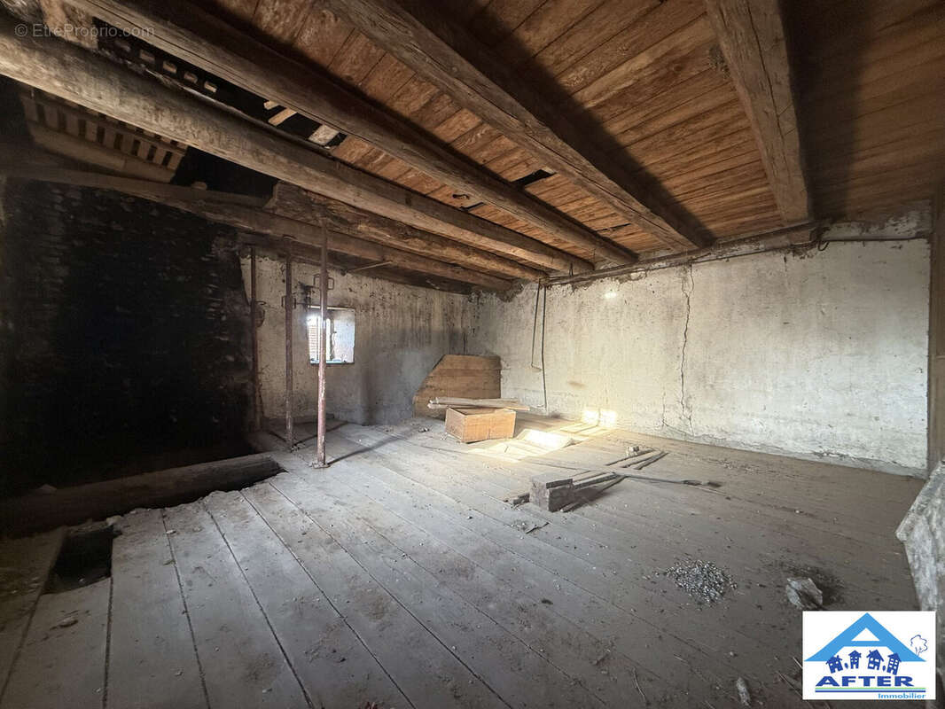 Maison à XERMAMENIL