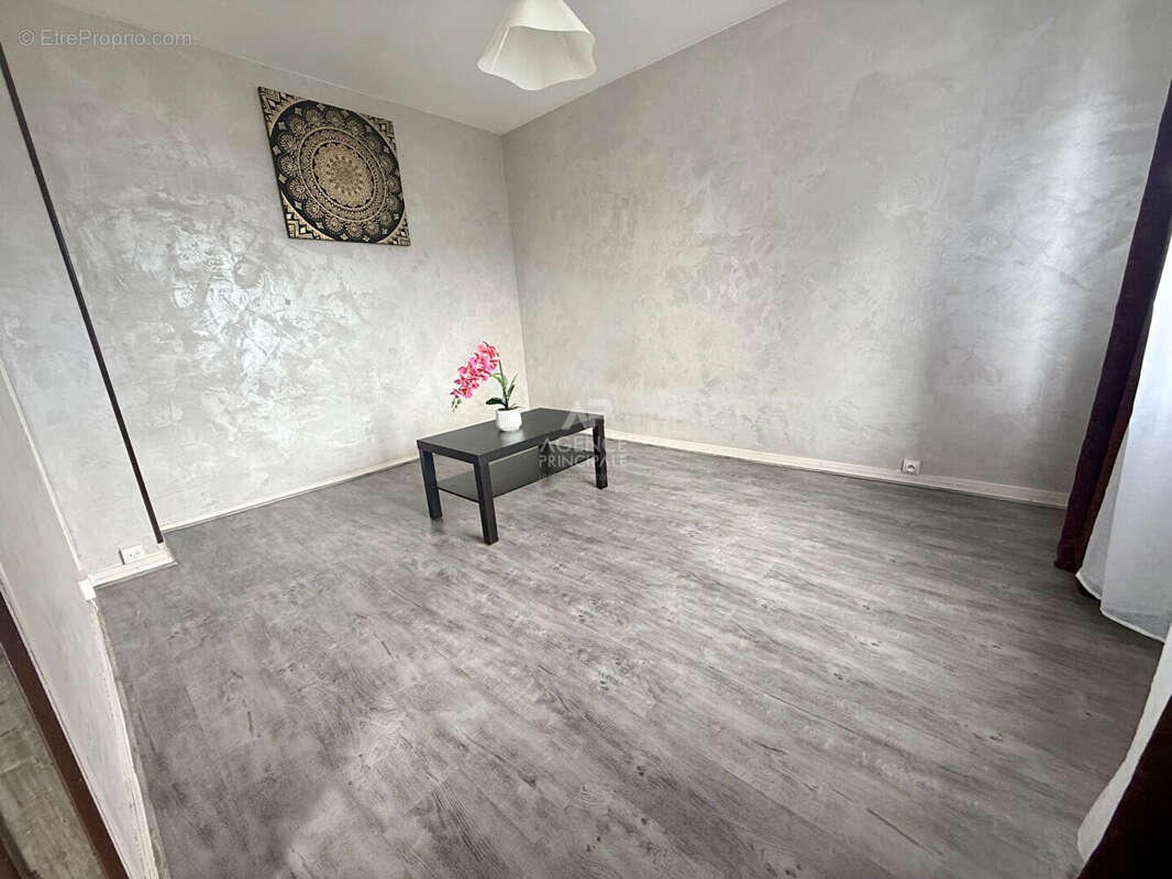 Appartement Poissy 3 pièce(s) 47 m2 - photo 5