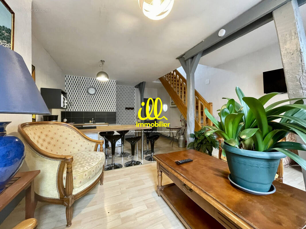Appartement à CHARLEVILLE-MEZIERES