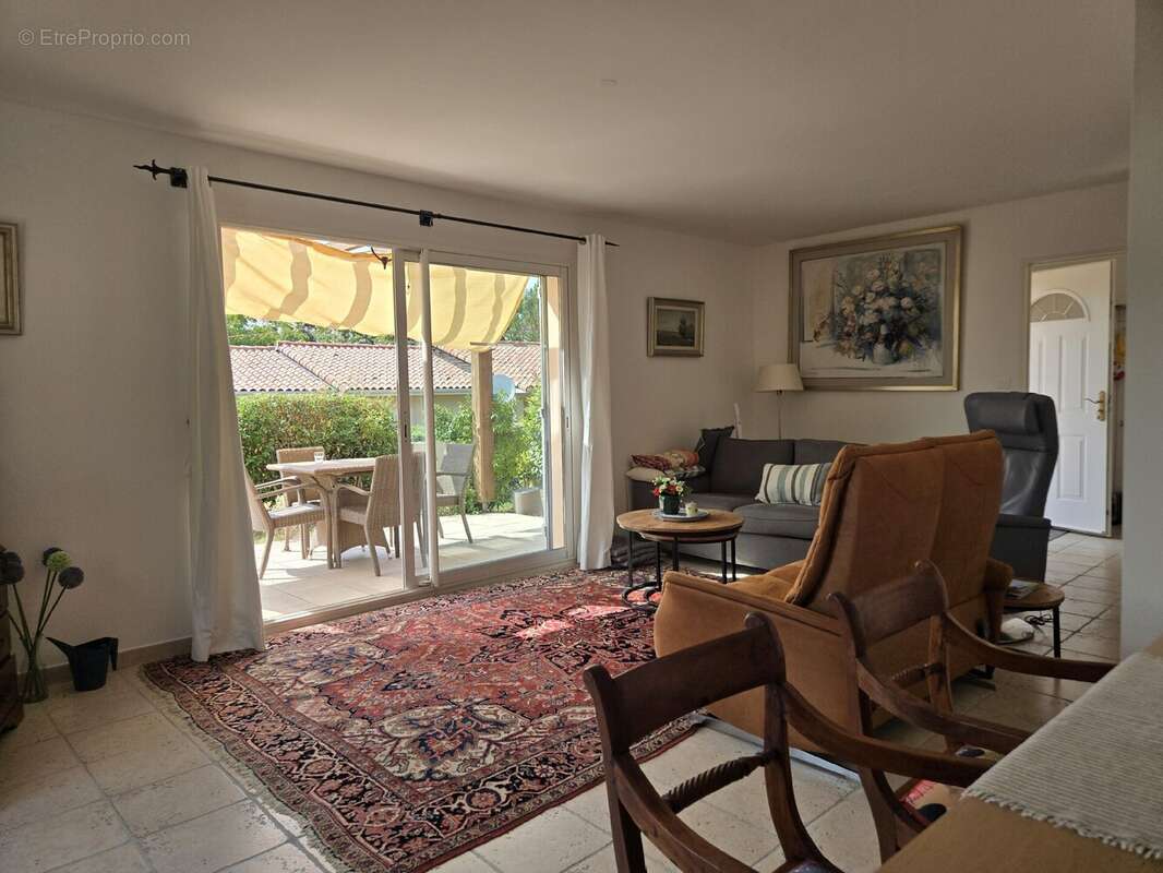 Maison 80 m² à Bellegarde  - photo 4