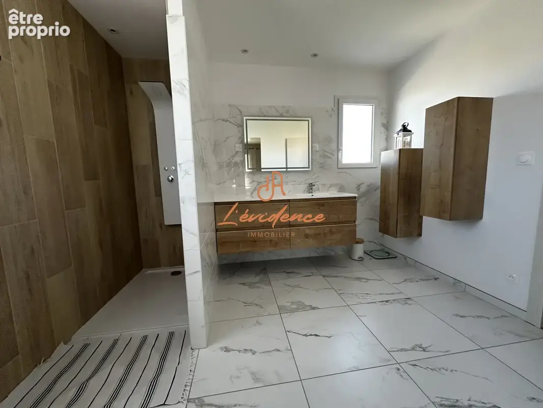 Villa récente à MONTELIMAR, prestations prémium ! - photo 8