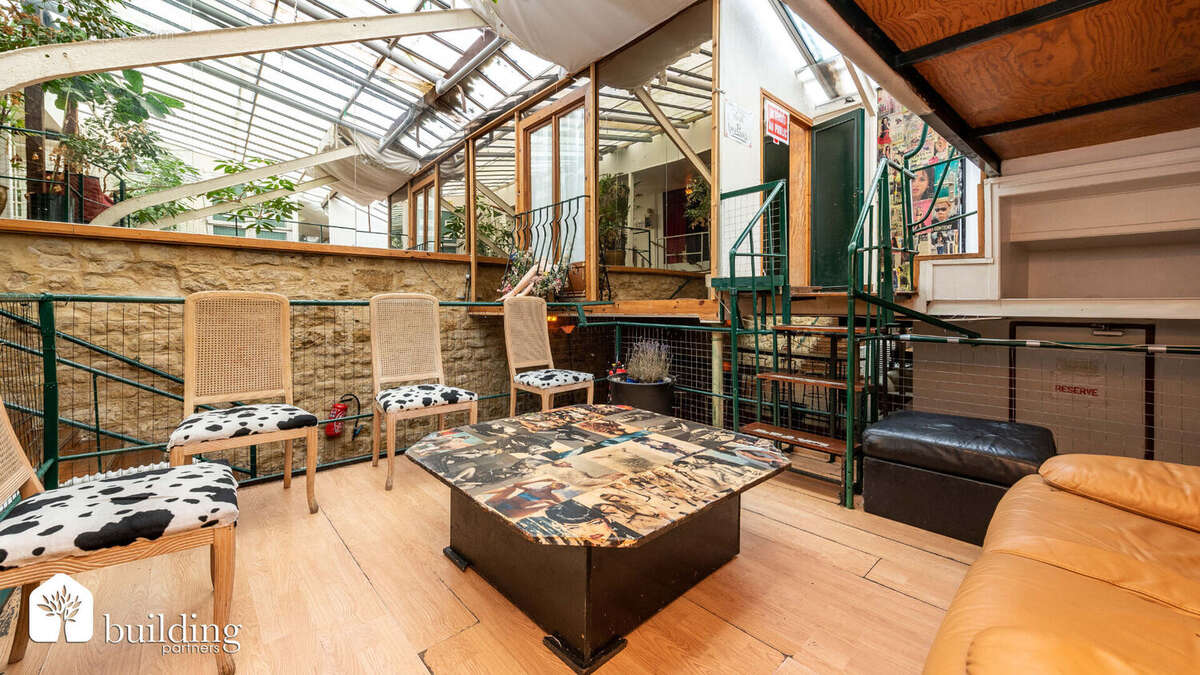 Métro Parmentier - Loft - 254 m² habitables - photo 10