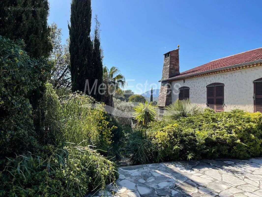 Maison à LA CROIX-VALMER