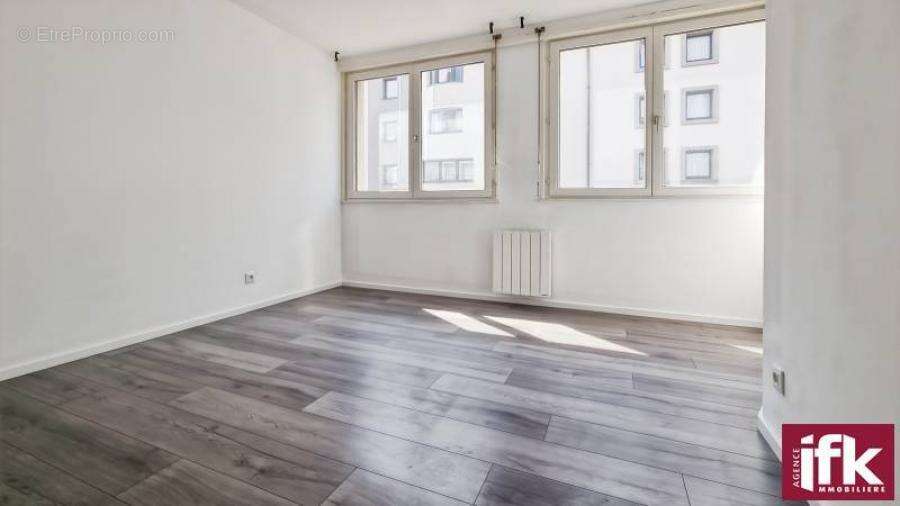 Colmar centre-ville – f5 de 102,86 m² avec ascenseur - photo 8