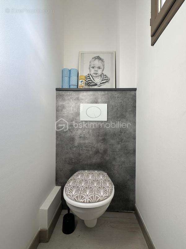 Maison à VILLENEUVE-SUR-YONNE