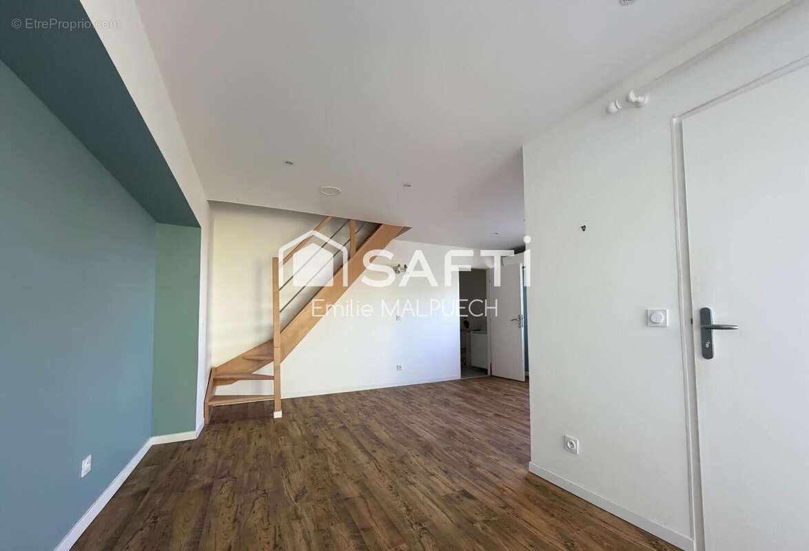 Maison 210 m² à Castelnau-D'estretefonds  - photo 6