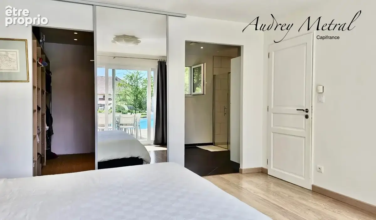 Villa à vendre à Serrières-en-Chautagne avec piscine, à 50 min de Genève et d'Annecy, 35 min d'Aix-Les-Bains et 15 min du Lac du - photo 11