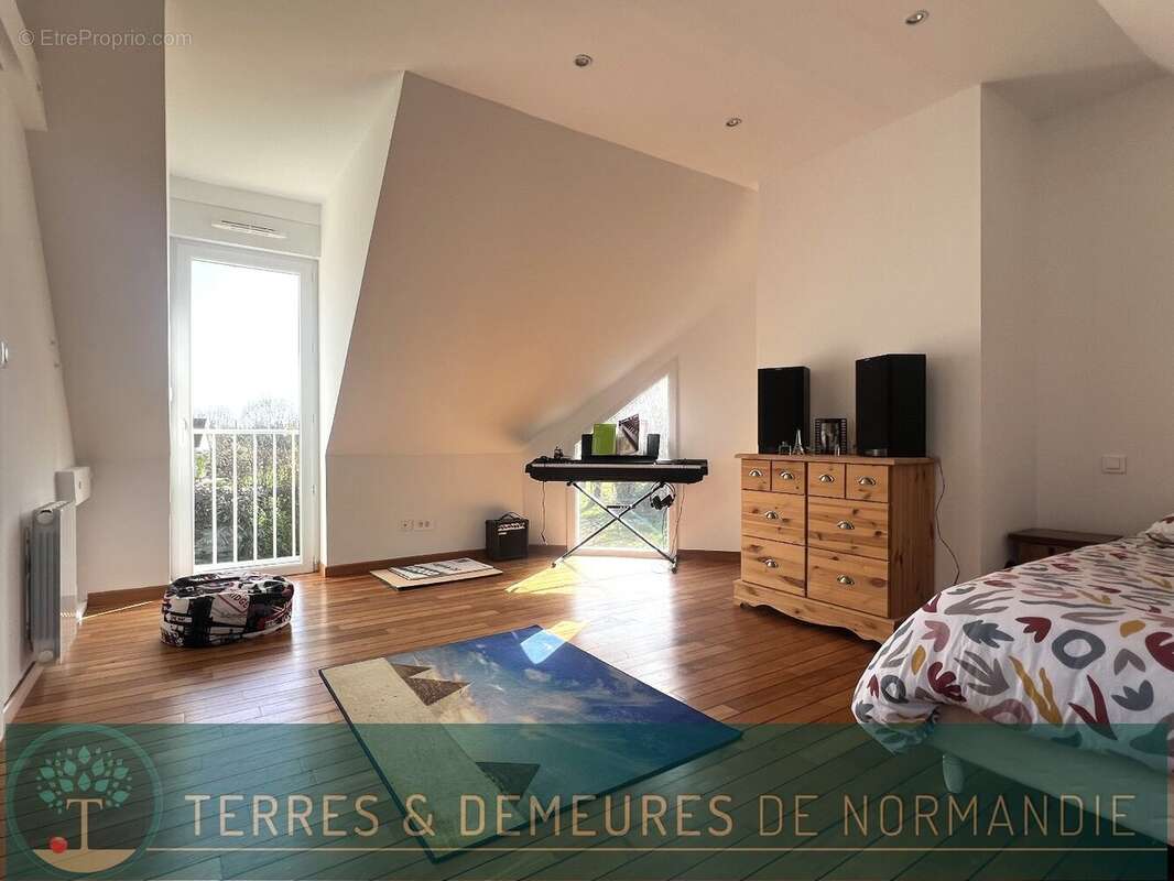 Maison à BEUZEVILLE