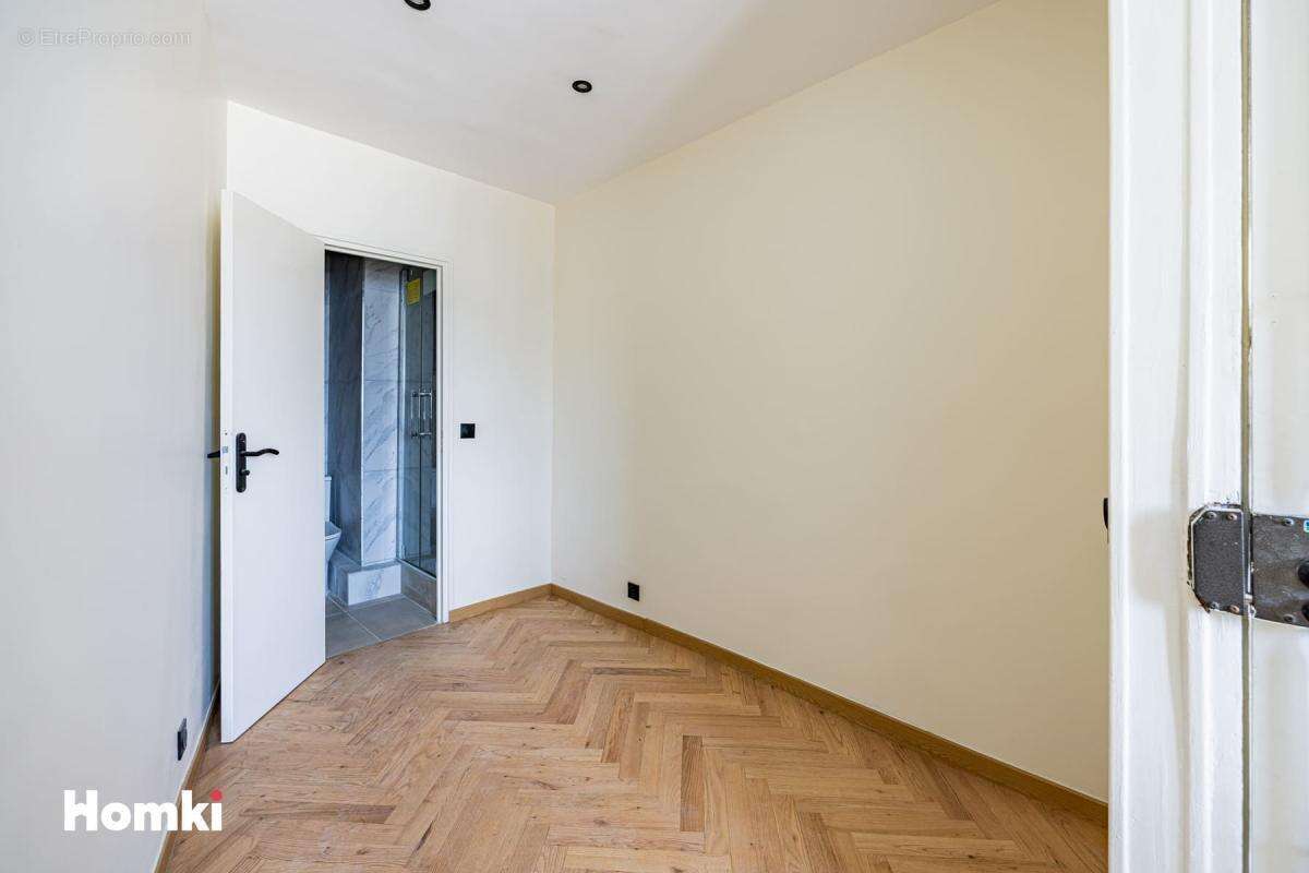 Appartement T1 de 12 m2 à Paris 75017, Rue Daubigny - photo 4