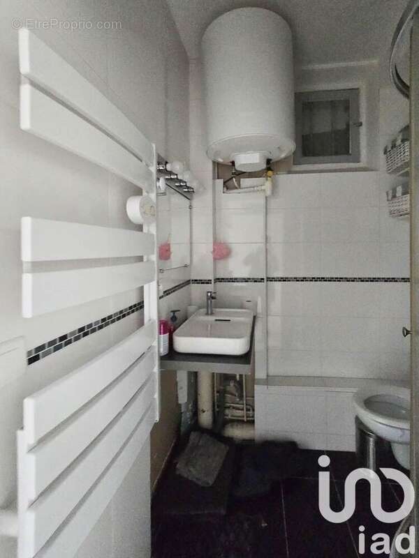 Photo 5 - Appartement à COURBEVOIE