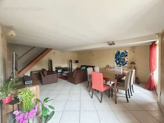 Maison à MARCOUSSIS