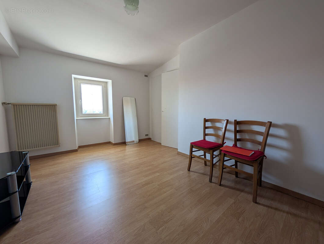 Maison à LES HERBIERS