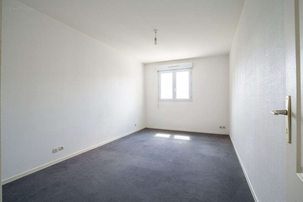 Reze pont rousseau - spacieux type 2 de 50 m2 avec balcon et parking privatif - photo 4