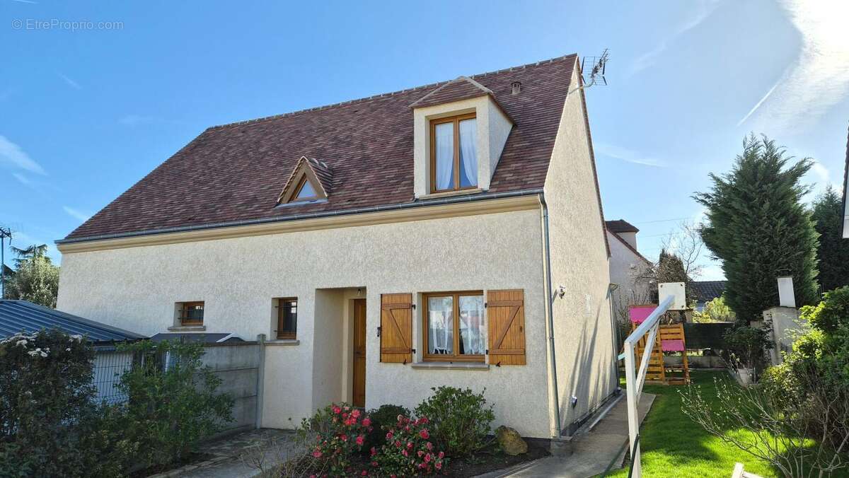 Maison à LONGPONT-SUR-ORGE