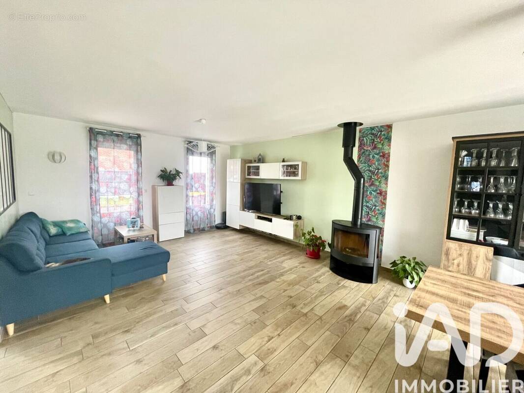 Photo 1 - Maison à CARVIN