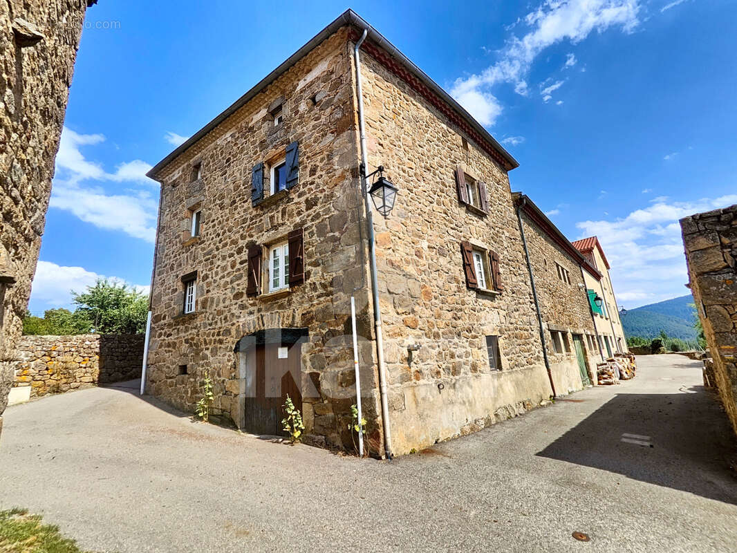 Maison de caractère avec grange - photo 4