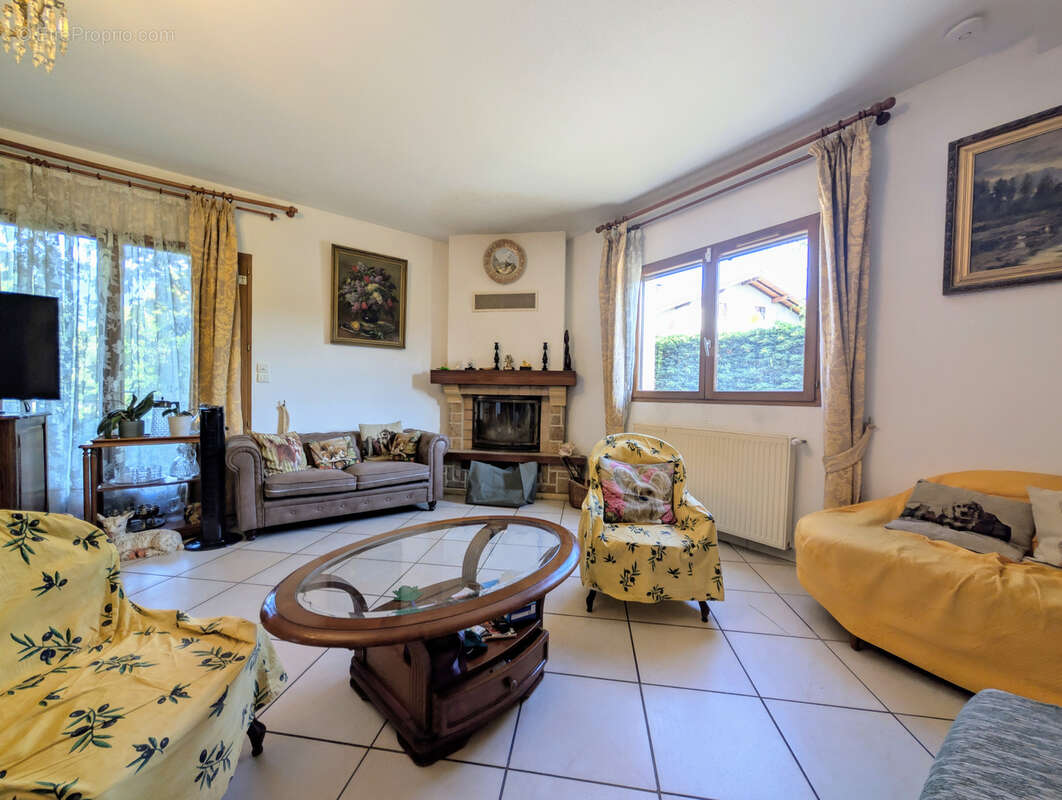 Maison à SAINT-JEAN-DE-GONVILLE