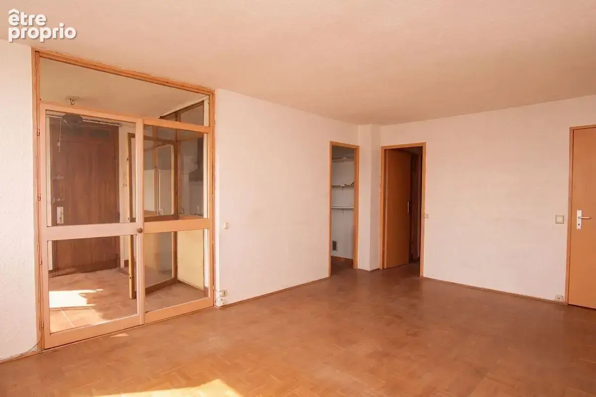 Appartement t3 - secteur des 'essarts' - photo 3