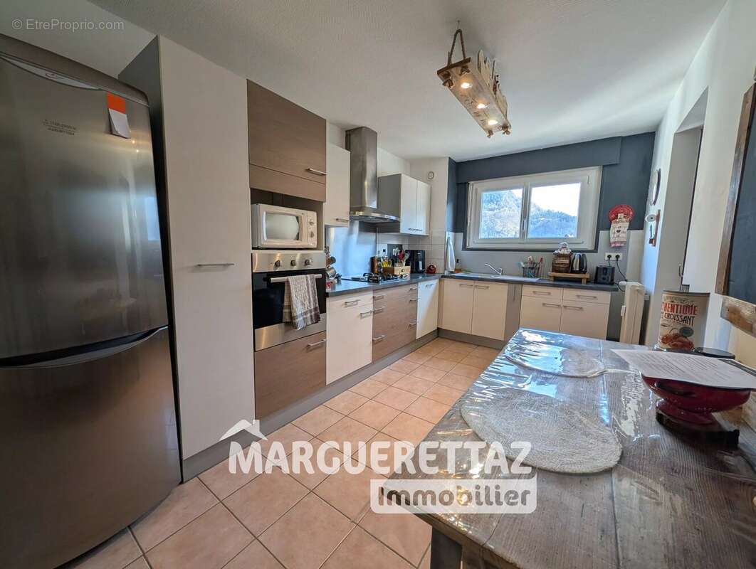Appartement à CLUSES