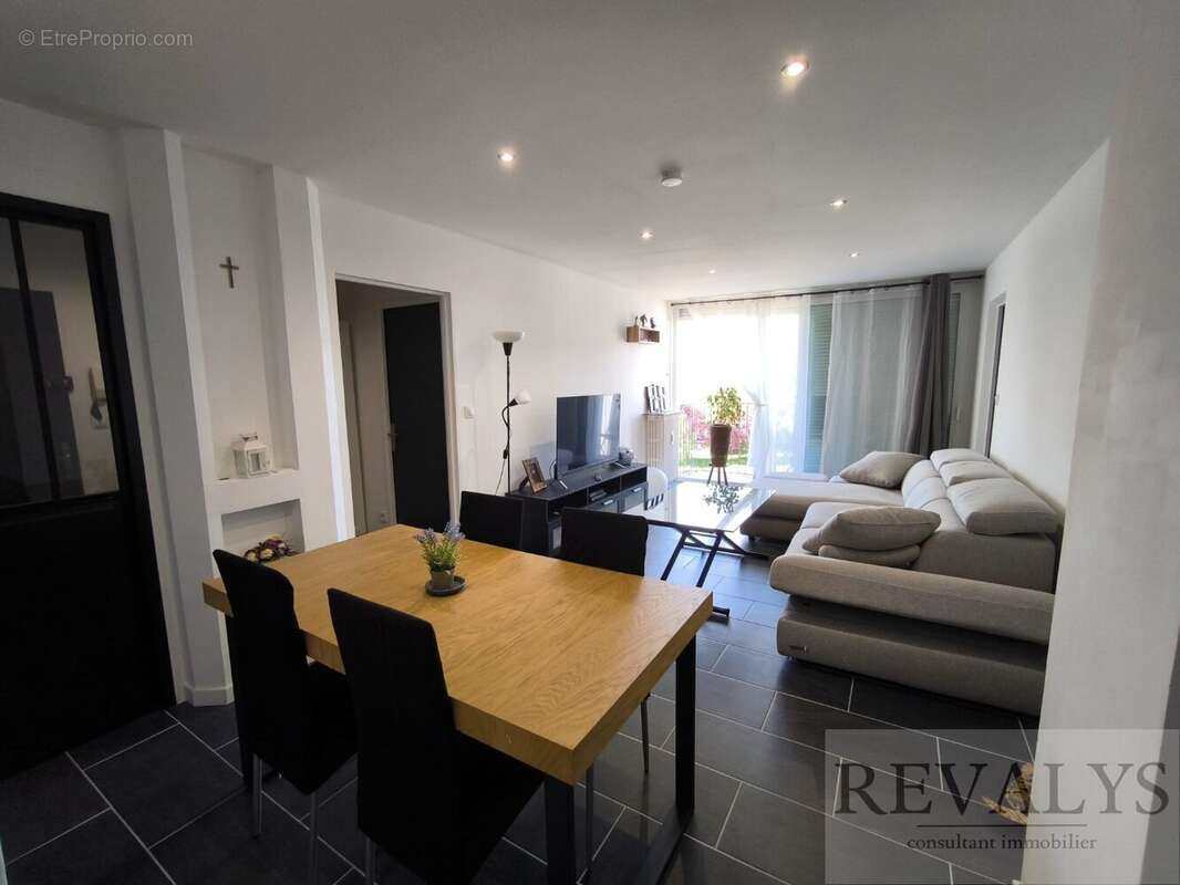 Appartement à CHEVIGNY-SAINT-SAUVEUR