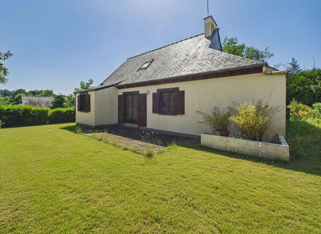 Maison à MAURE-DE-BRETAGNE