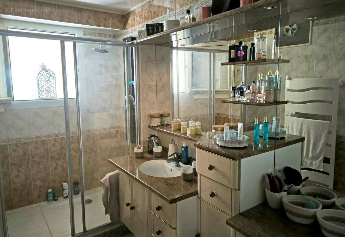 Maison à LA VARENNE