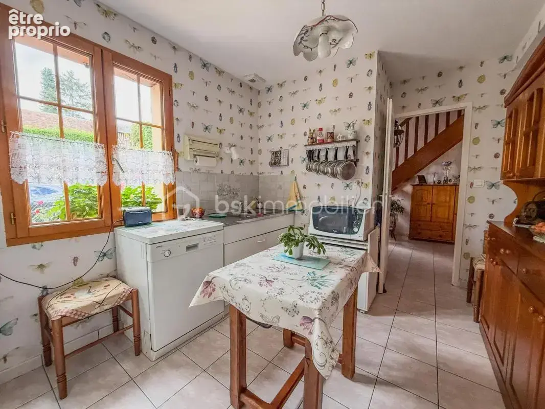 Maison avec vue dégagée à Beaumont-en-Auge - photo 4