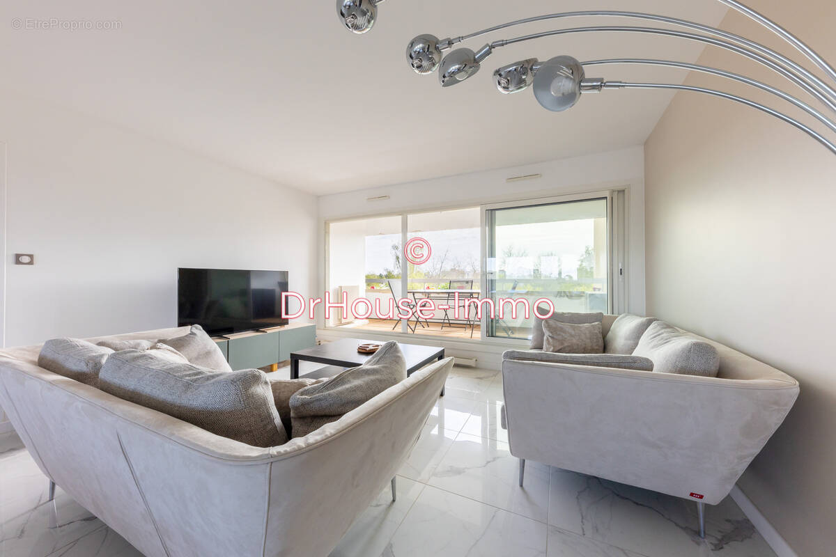 Appartement à ELANCOURT