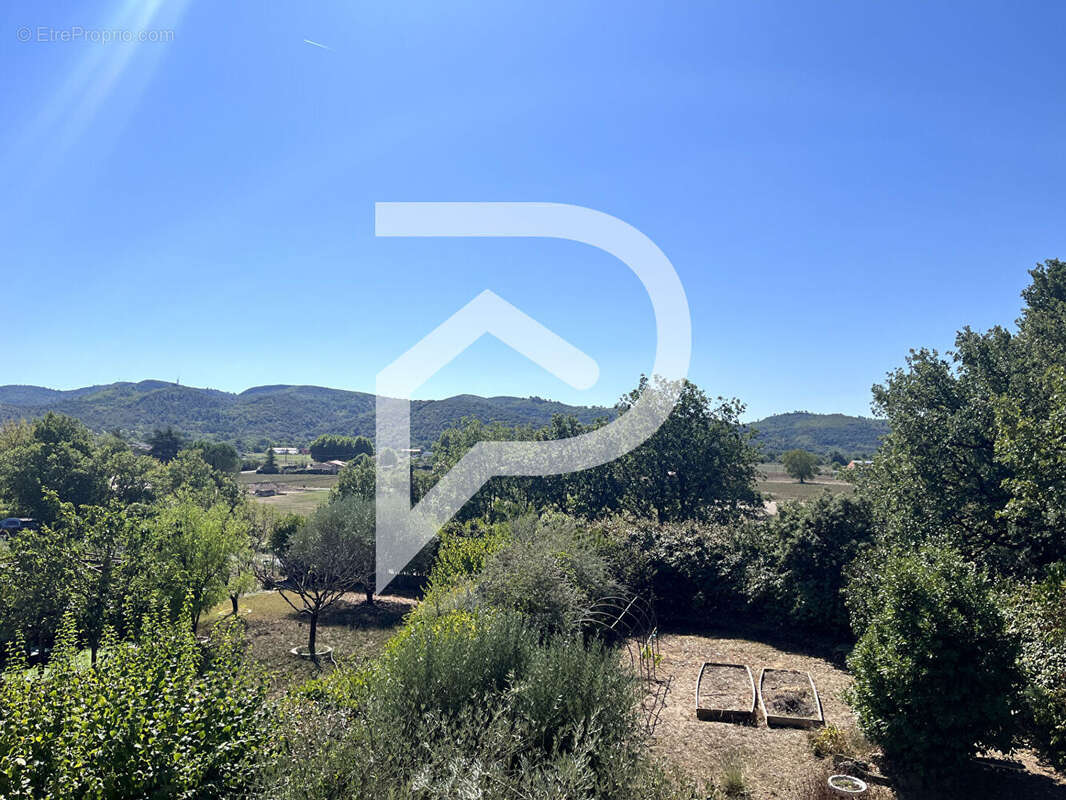 Maison à GREOUX-LES-BAINS