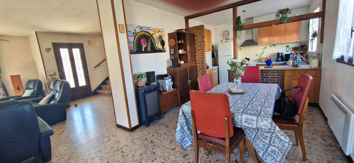 Cabestany -  proche médipôle -  villa  familiale sur 3 faces avec jardin et garage - photo 6