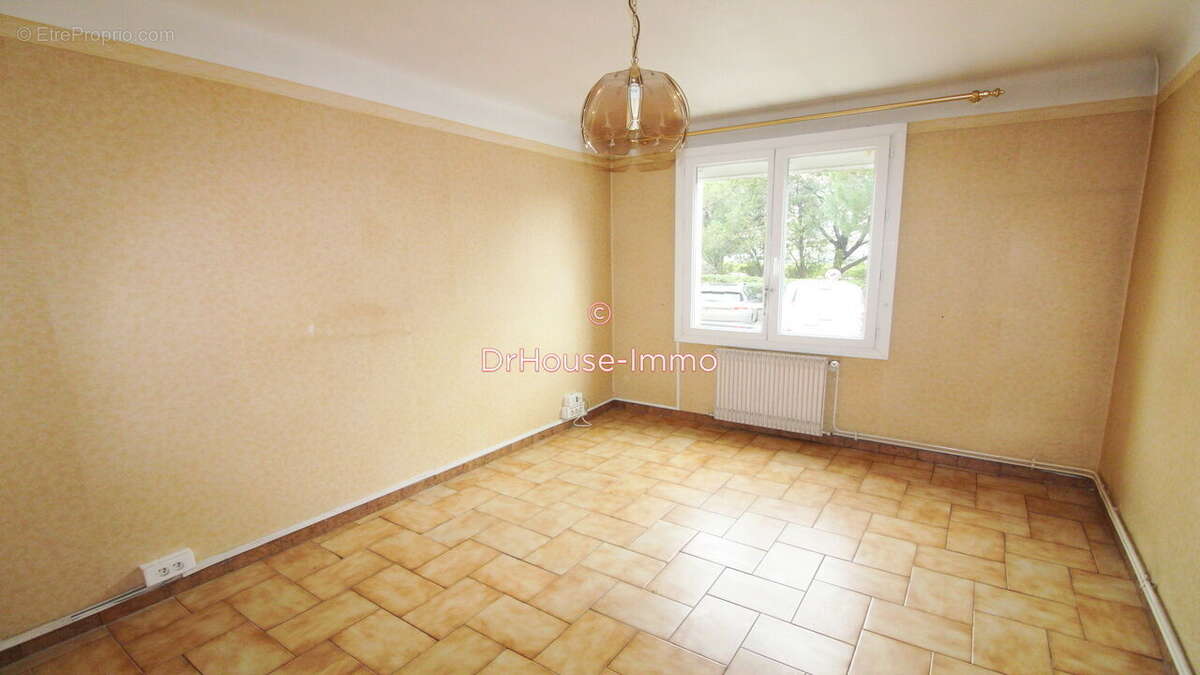 Appartement à MARSEILLE-9E