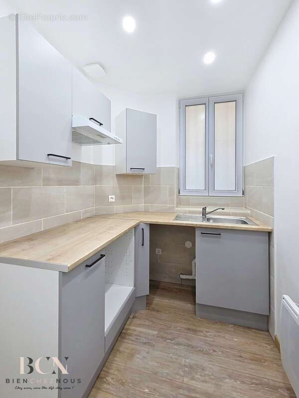 Appartement à PARIS-18E