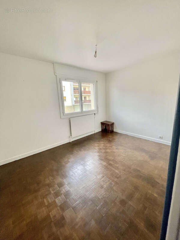 Appartement à BASSENS