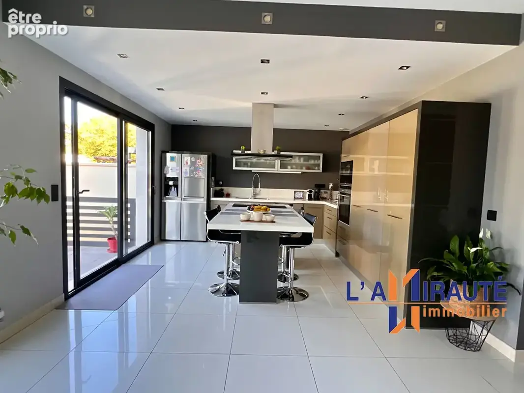 Maison Carrieres Sur Seine 7 pièce(s) 168 m2 - photo 3