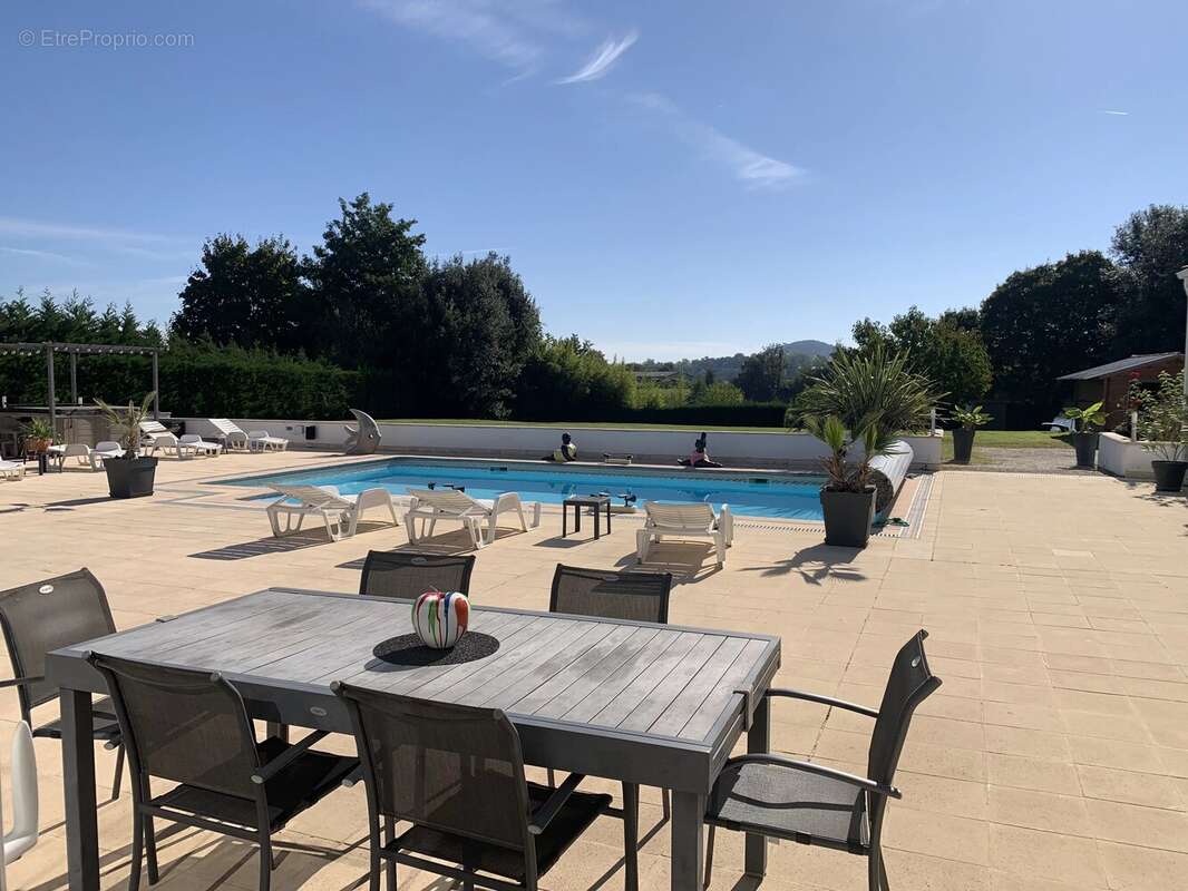 Maison à LE TEMPLE-SUR-LOT