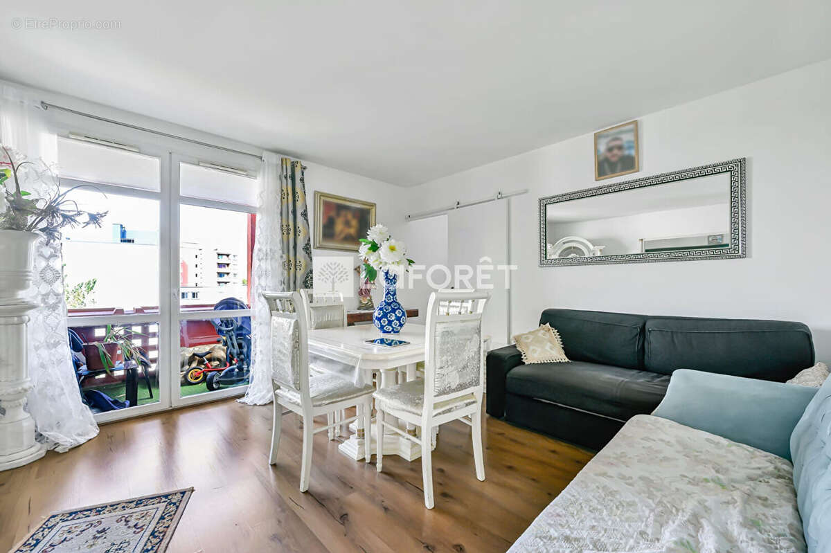 Appartement à SAINT-DENIS
