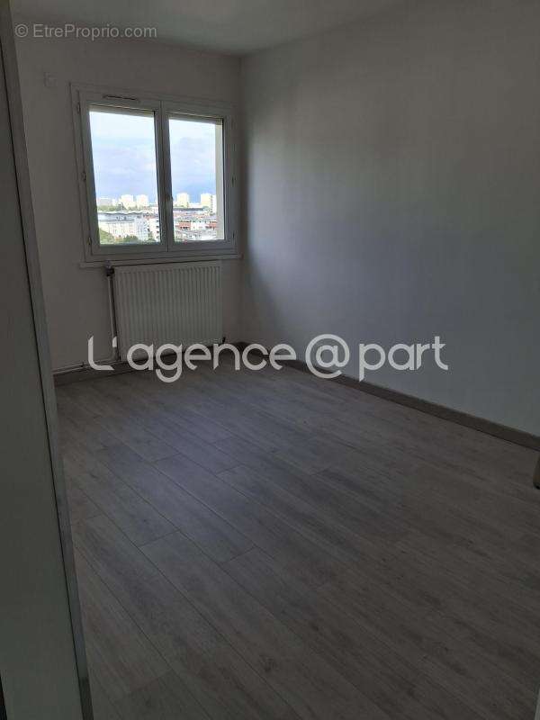 Appartement à ECHIROLLES