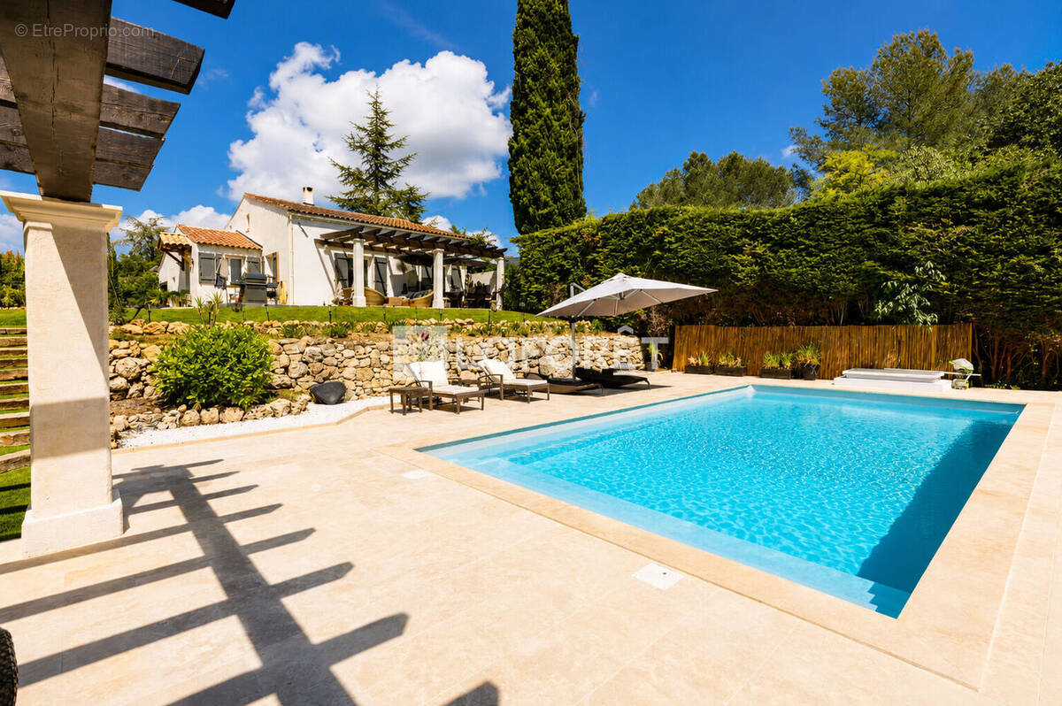 Maison à GRASSE
